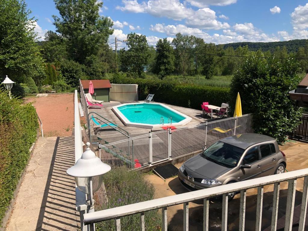 Maison/Gite Familial Dans Le Jura A 200M Du Lac Avec Piscine Privee Marigny  Luaran gambar